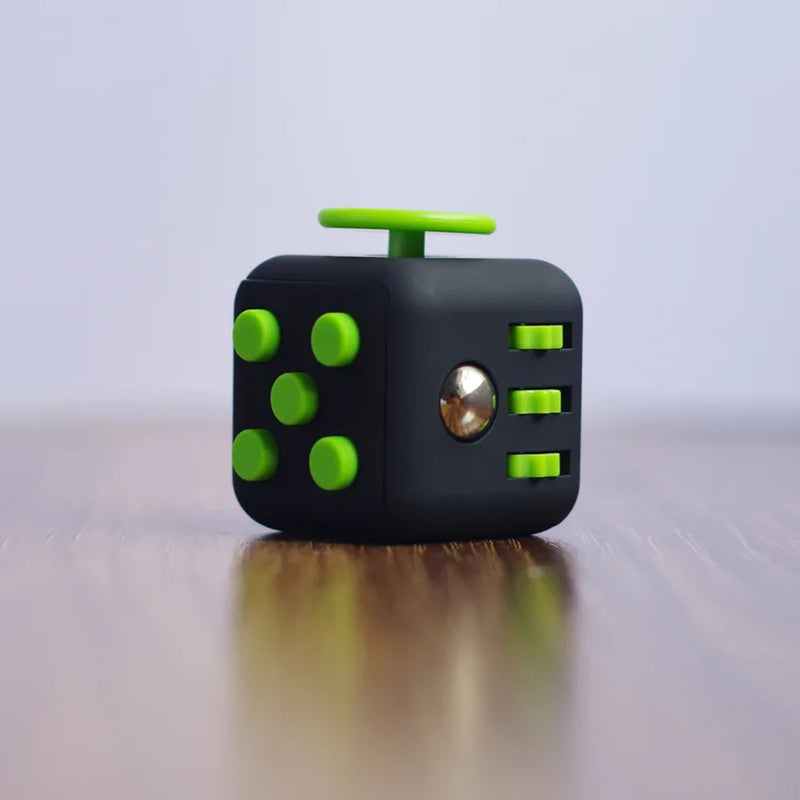 Cubo Sensitivo Relaxante para Brincar com os Dedos