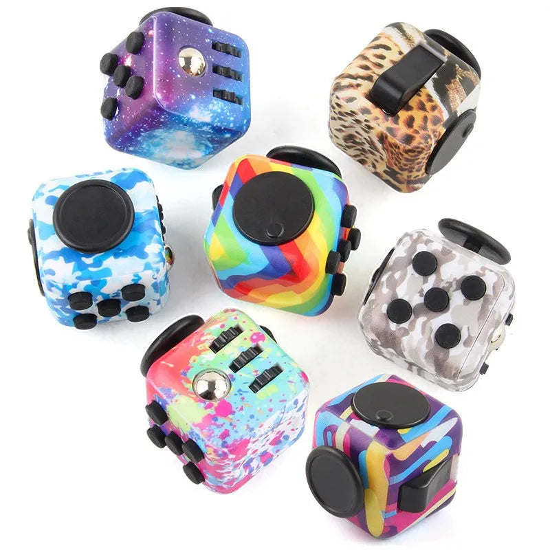 Cubo Sensitivo Relaxante para Brincar com os Dedos